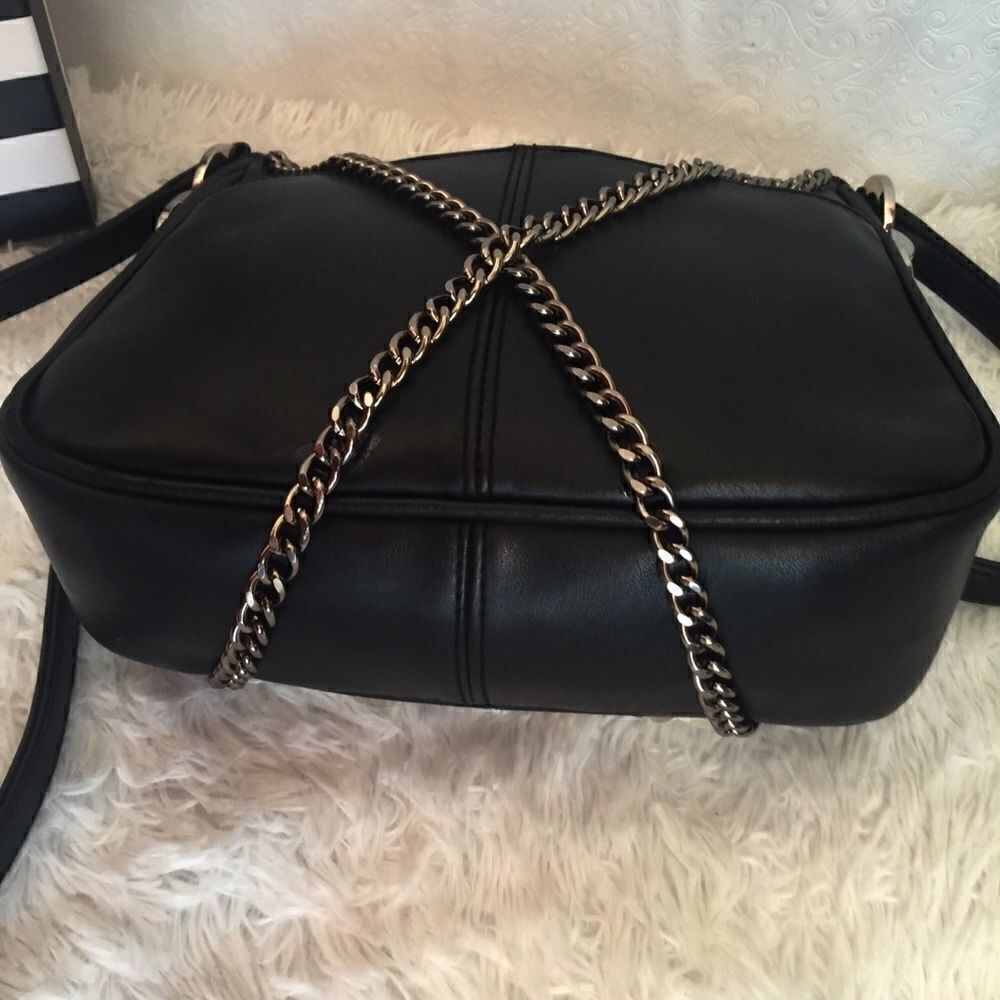 Worthington Cowhide Leather Bag! Hard Rock design - Picture 3 of 6